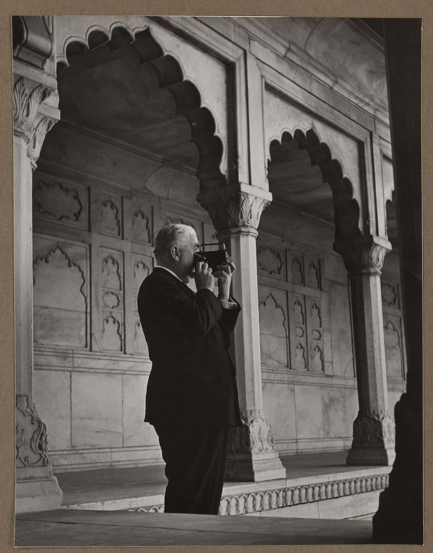 Robert Menzies filming at the Agra Fort during a visit to India in 1950